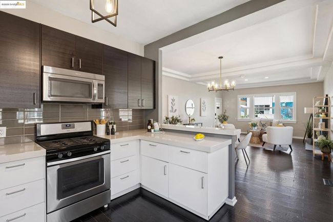 1092 Dwight Way, House other with 2 bedrooms, 2 bathrooms and 1 parking in Berkeley CA | Image 17