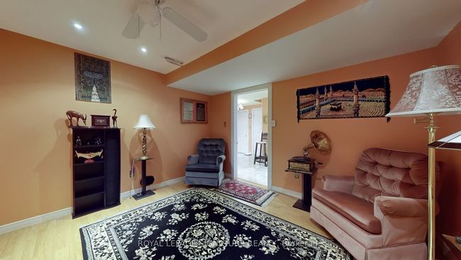 180 Kingknoll Dr, House other with 8 bedrooms, 4 bathrooms and 2 parking in Brampton ON | Image 39
