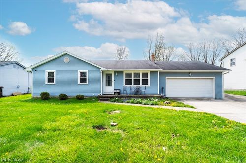 1267 Shields Rd, Youngstown, OH, 44511-3720 | Card Image