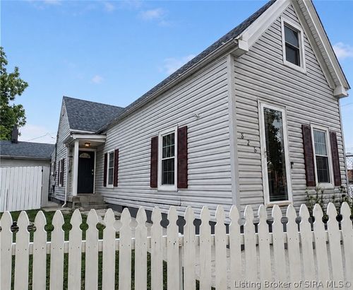 826 8th St, New Albany, IN, 47150-3264 | Card Image