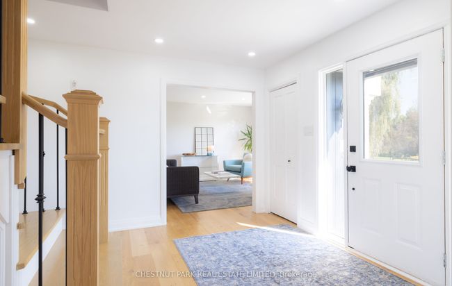 385081 20 Sideroad, House other with 5 bedrooms, 4 bathrooms and 10 parking in Amaranth ON | Image 4