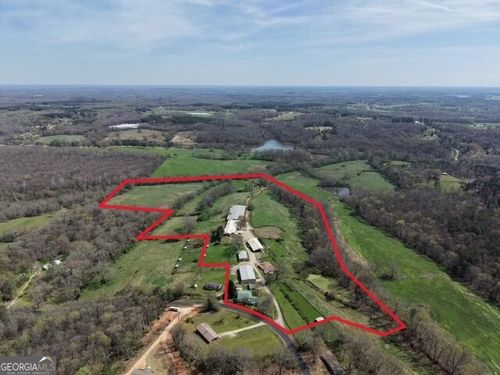 1825 Groaning Rock Rd, Commerce, GA, 30530-5437 | Card Image