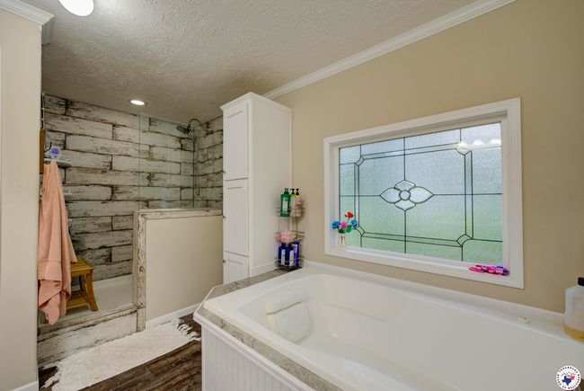 807 E 11 Th St, House other with 4 bedrooms, 2 bathrooms and null parking in Hooks TX | Image 24