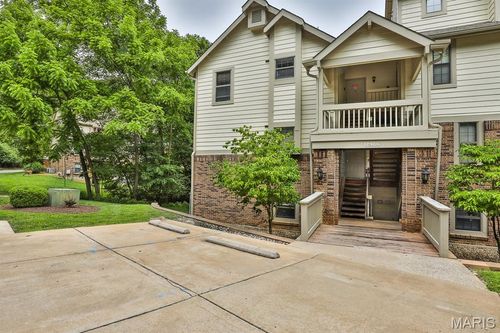 b-12966 Bryce Canyon Dr, Maryland Heights, MO, 63043-4532 | Card Image