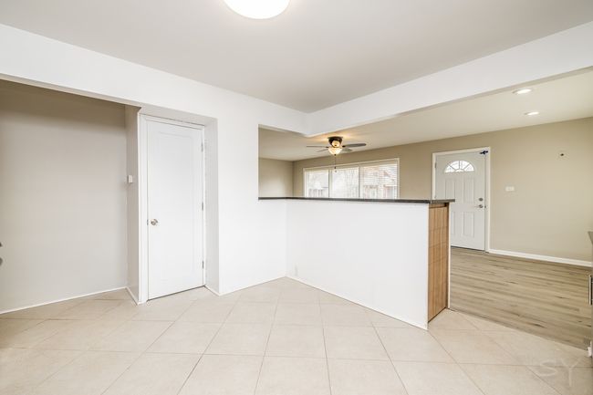 214 N Hunter St, House other with 3 bedrooms, 1 bathrooms and 2 parking in Thornton IL | Image 16