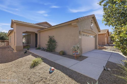 461 W Astruc Drive, Green Valley, AZ, 85614 | Card Image
