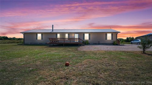 18091 N County Road 3350, Stratford, OK, 74872-7011 | Card Image