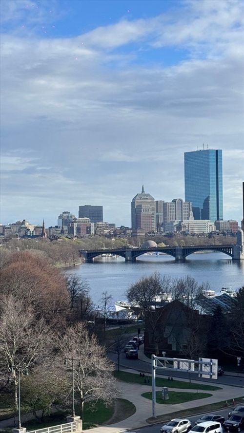 ph-7-6 Canal Park, Cambridge, MA, 02141-2213 | Card Image