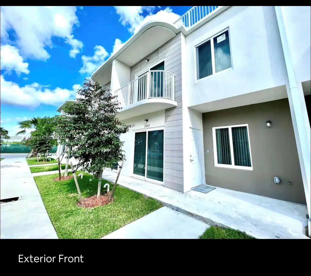 144th Ct, Homestead, FL 33032