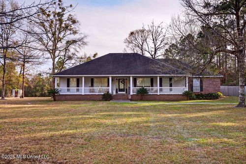 14308 Longwood Cir, Diberville, MS, 39540-7864 | Card Image