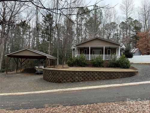 e237238-110 Indian Harbor Circle, Mount Gilead, NC, 27306 | Card Image