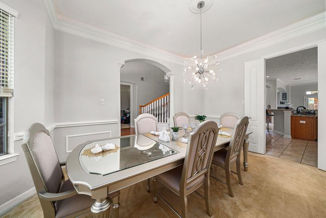 Immaculate Fine Dining Area | Image 15