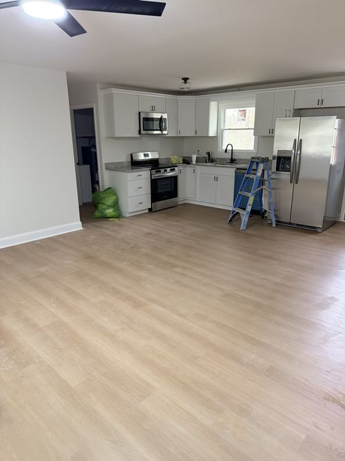 207 Glenburg Dr, Manchester, TN, 37355-2923 | Card Image