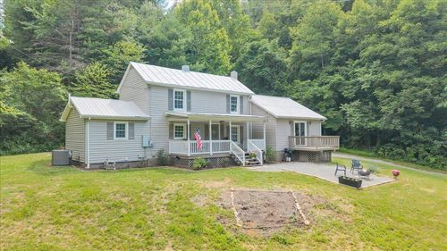2852 Bethlehem Rd, Boones Mill, VA, 24065-3585 | Card Image