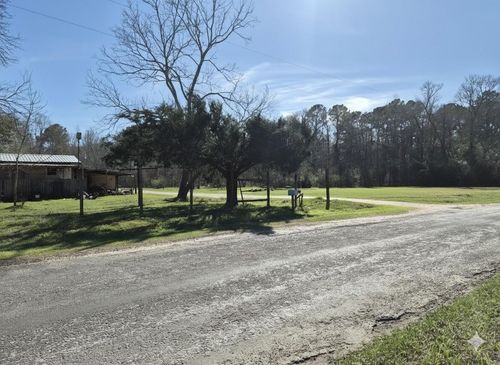198 County Road 2271, Cleveland, TX, 77327-1777 | Card Image