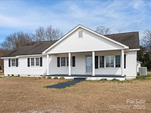 1727 Highway 9 W, Bennettsville, SC, 29512-6636 | Card Image