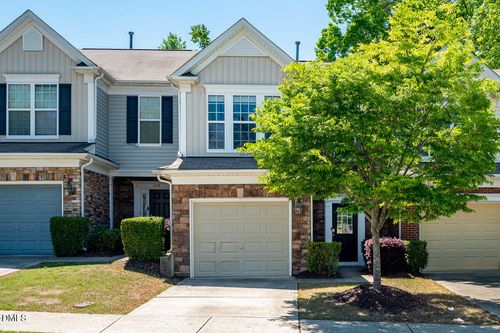 1116 Kingston Grove Dr, Cary, NC, 27519-6495 | Card Image