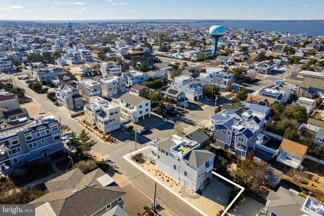 15 15 Th St, House other with 4 bedrooms, 4 bathrooms and null parking in Surf City NJ | Image 50
