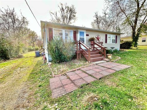 1003 W Franklin St, Salem, MO, 65560-2312 | Card Image