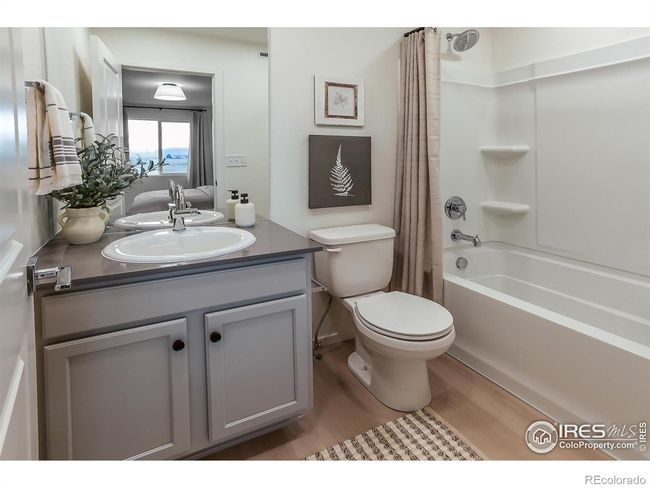 EXAMPLE PHOTO: SECONDARY BATH | Image 26