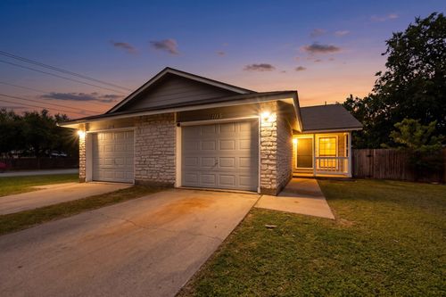 1113 Woodlief Trl, Round Rock, TX, 78664-2366 | Card Image