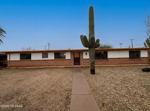 5202 E 2nd St, Tucson, AZ, 85711-1311 | Card Image