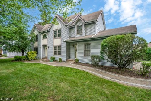 1 Woodland Ter, Bloomsbury, NJ, 08804-3129 | Card Image