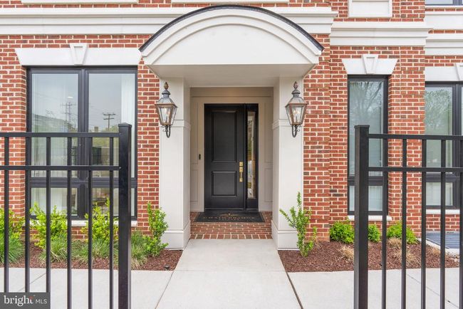 1632 Chain Bridge Rd, Townhouse with 4 bedrooms, 5 bathrooms and null parking in MCLEAN VA | Image 5