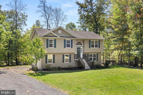 147 Falcon Trl, WINCHESTER, VA, 22602-1520 | Card Image