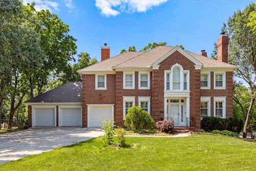 12310 Granada Ln, Leawood, KS, 66209-2635 | Card Image