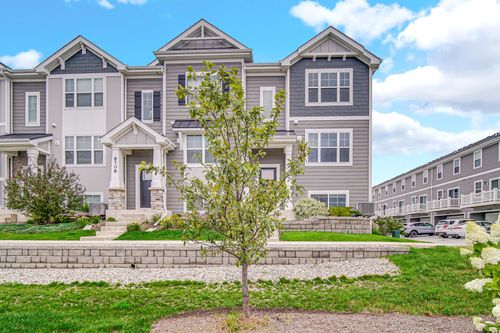 8710 Larkspur Ter, Saint John, IN, 46373 | Card Image