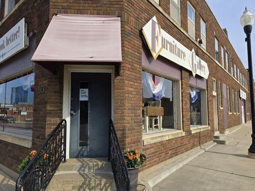 200 Main St W, Sleepy Eye, MN, 56085-1330 | Card Image