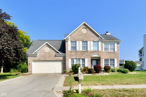 462 Paddock Rd, Greenwood, IN, 46142-9078 | Card Image