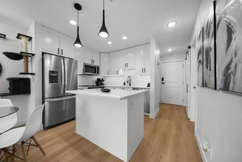 104-19774 56 Ave, Langley, BC, V3A3X6 | Card Image