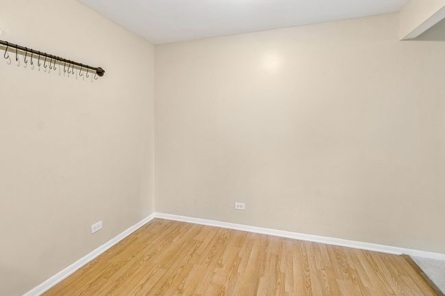 U11 - 820 Pahl Rd, Home with 2 bedrooms, 2 bathrooms and 2 parking in Elk Grove Village IL | Image 11