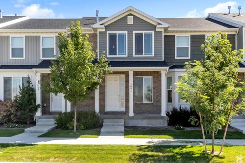 1651 N Westview Ln, Salem, UT, 84653-5520 | Card Image