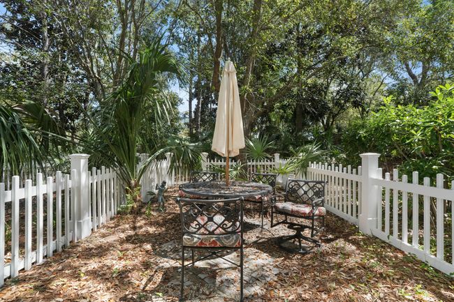 Patio | Image 4