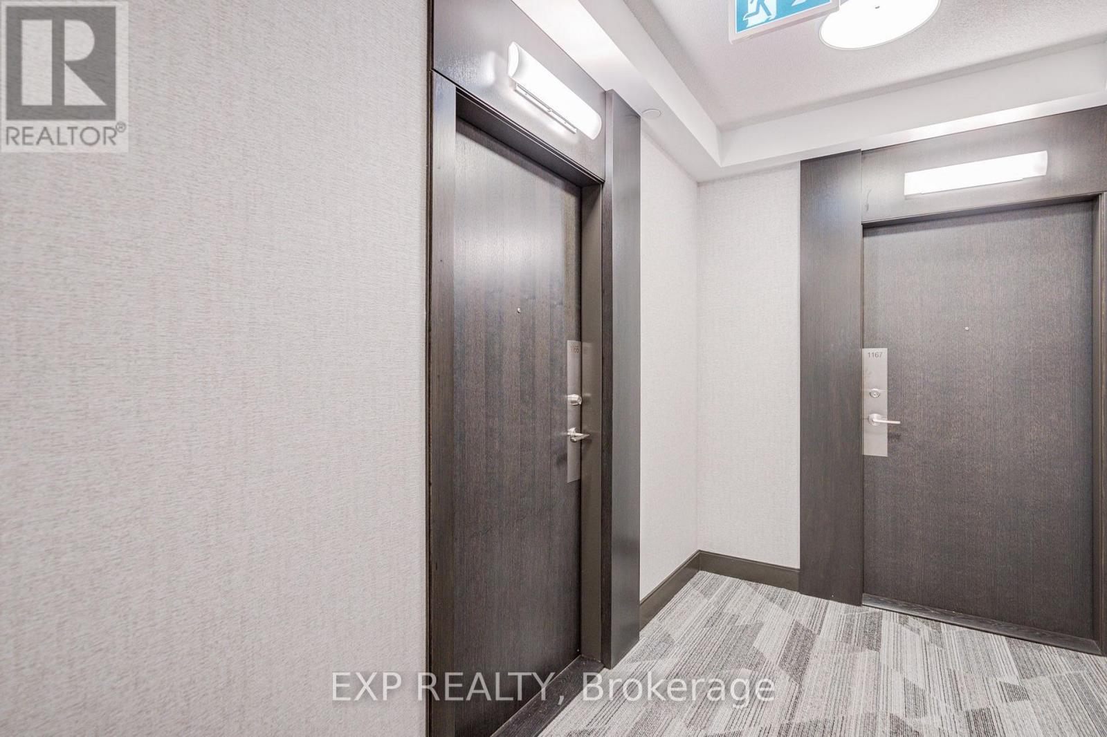 Residential in Toronto (Henry Farm) 3