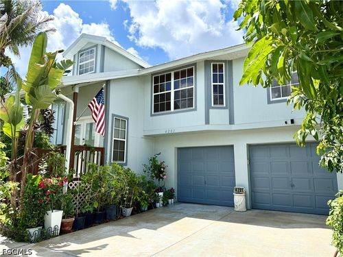 4201 6th St W, Lehigh Acres, FL, 33971-1254 | Card Image