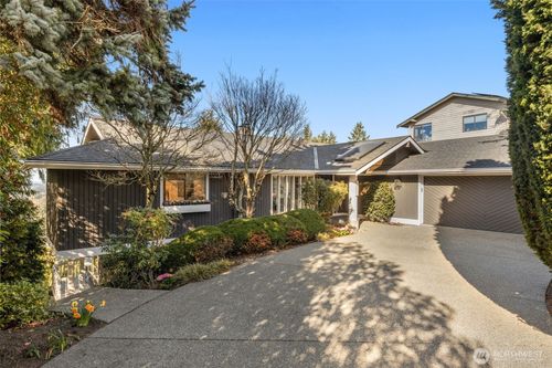 14108 Se 44th St, Bellevue, WA, 98006-2334 | Card Image