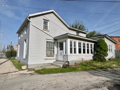 166 W Market St, Tiffin, OH, 44883-2727 | Card Image