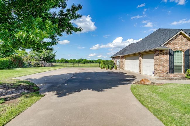 122 King Ranch Ct, House other with 4 bedrooms, 3 bathrooms and null parking in Fort Worth TX | Image 11