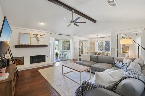 2024 Lyon Ct, Carrollton, TX, 75007-2202 | Card Image