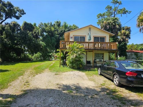 549 San Bernardino St, NORTH FORT MYERS, FL, 33903 | Card Image