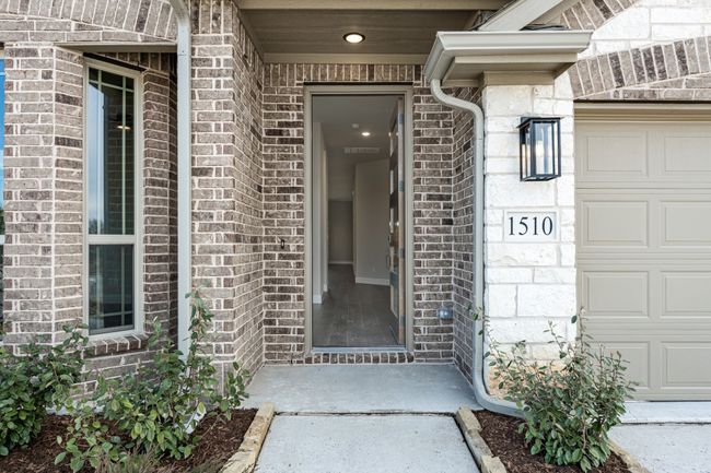1510 Latimer Ct, House other with 4 bedrooms, 3 bathrooms and null parking in Trenton TX | Image 4