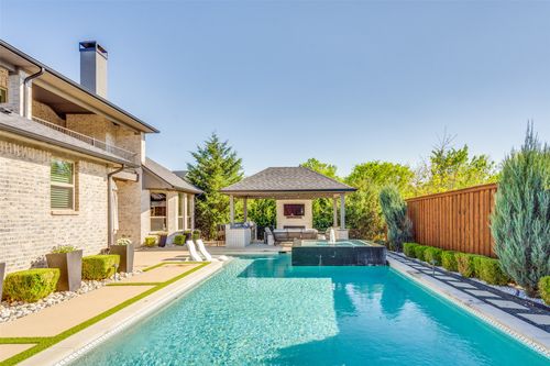 10215 Blackenhurst Ln, Frisco, TX, 75033-6202 | Card Image