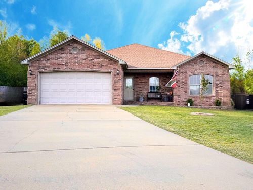 80 Bryson Dr, Ward, AR, 72176-9639 | Card Image