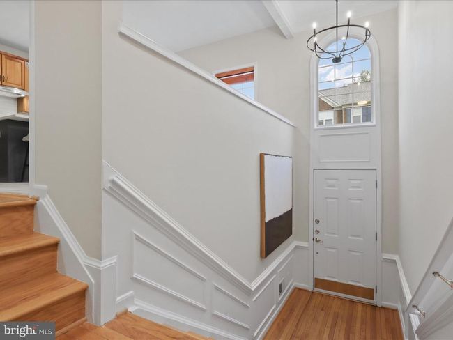 9332 Branch Side Ln, Townhouse with 4 bedrooms, 4 bathrooms and null parking in FAIRFAX VA | Image 4