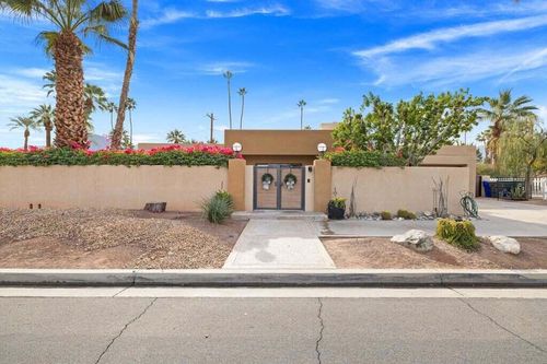 74681 Peppertree Dr, Palm Desert, CA, 92260-4588 | Card Image