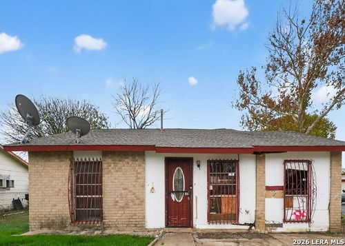 2710 Pollote St, San Antonio, TX, 78224-1828 | Card Image